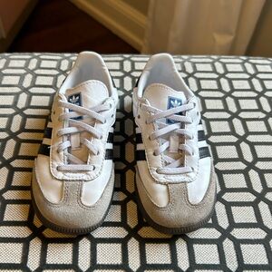 Adidas Sambas Black and White size 9
